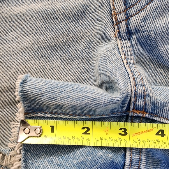 MADEWELL 100% Cotton Relaxed Denim Cutoff Button Fly Light Wash Jean Shorts 23 - Picture 7 of 13